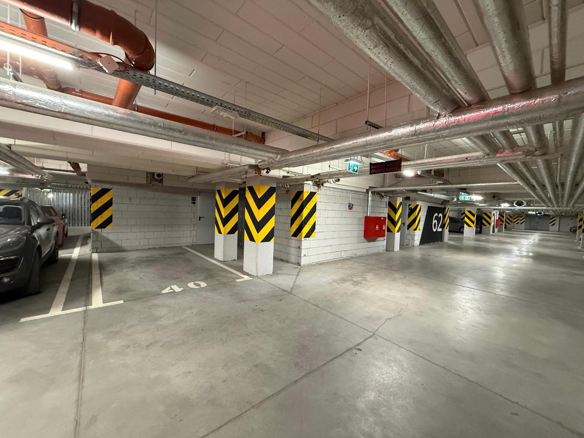 Lotte Apartment - Parking Podziemny, Osiedle Strzezone Gliwice Exterior foto